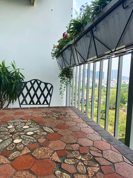 Quan 7 - Peace & Happiness House Free Pool, Park Apartamento *